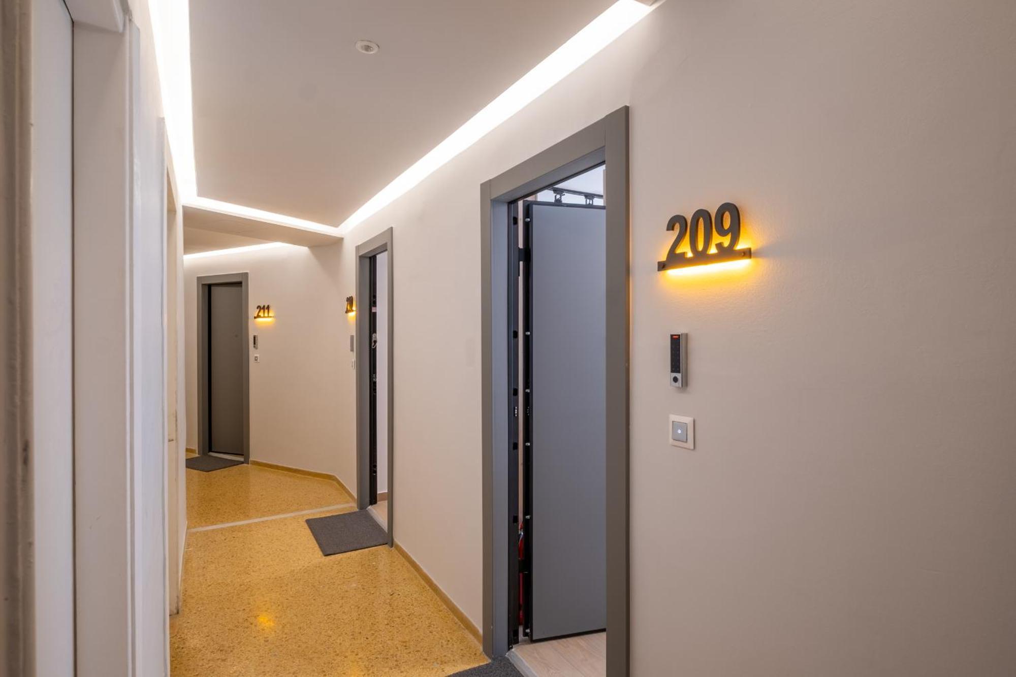 Athensis Apartments In Central Athens Atenas Exterior foto